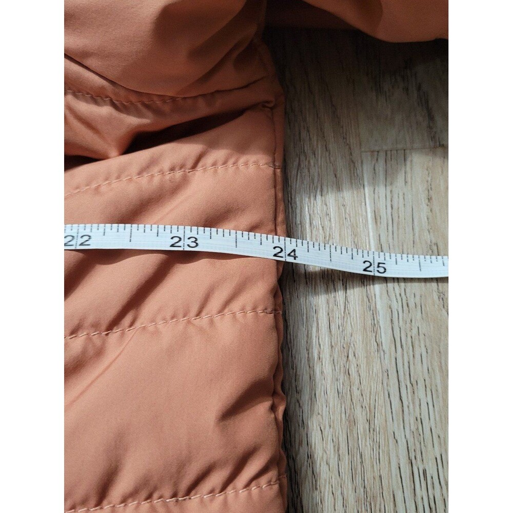 Columbia Women's Puffer Jacket in Peach with Faux Fur Hood - Picture 10 of 10